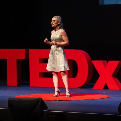 Dr. Catlin Tucker