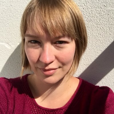 Dr Anne Reus