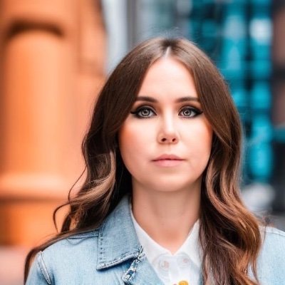 Dr. Lindsay Coome | She/Her