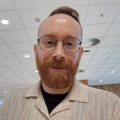 Dr Wes Robertson