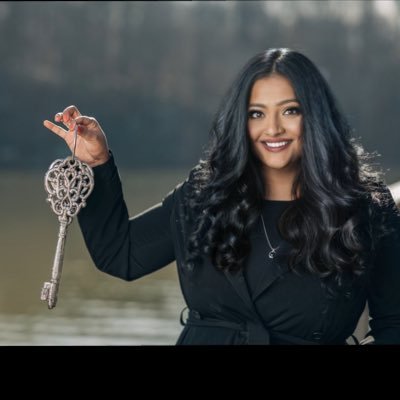 Sharmila H. Viswasam💫